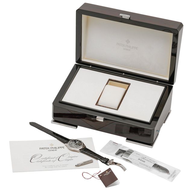 Patek Philippe Calatrava 5038G Image 7